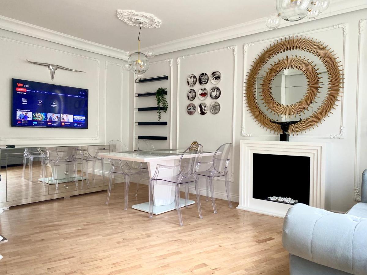 Gold By Praia Apartments - 600 M Do Plazy - Parking Sopot Eksteriør bilde